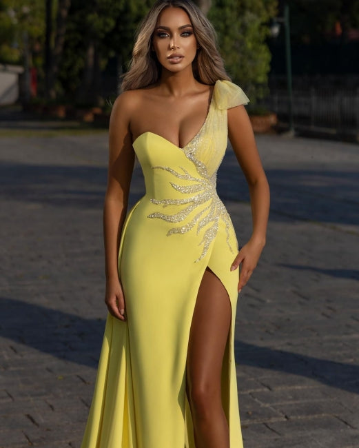Designer Elegant Long Yellow Split Prom Dresses with Glitter