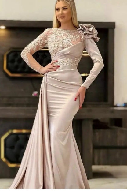 Vestidos de noche largos de diseño con encaje de sirena color champán y mangas largas