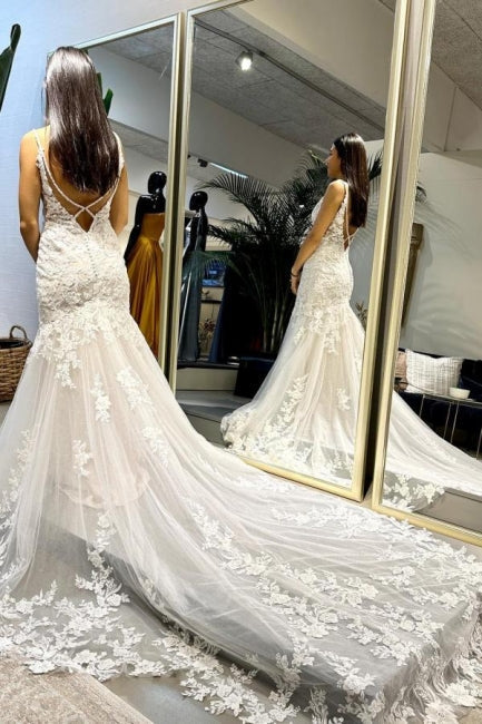 Designer Long Mermaid Appliques Sleeveless Wedding Dresses With Lace