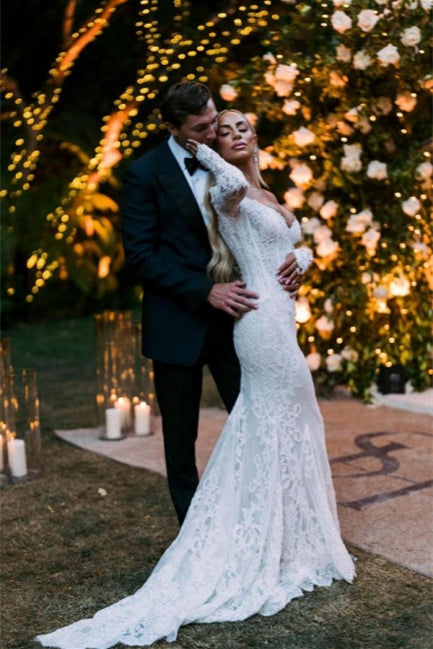 Abiti da sposa sirena con maniche lunghe scoperte e pizzo di stilista