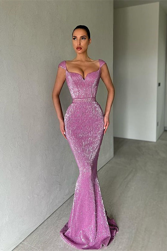 Robe de bal sirène sans manches ornée de paillettes par un créateur