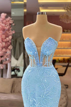 Vestido de Baile de Sereia Azul Céu de Designer, Sem Mangas, com Decote em V e Renda