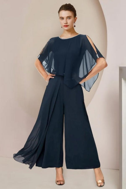 Traje de diseñador de dos piezas para madre de la novia, de gasa, con mangas cortas y volantes.
