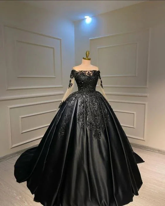Neuankömmling Schwarzes Satinballkleid mit langen Ärmeln Y1479