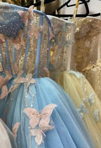 فستان خيالي، فستان كرة أزرق بلا أكمام مع فراشات وردية Y1387