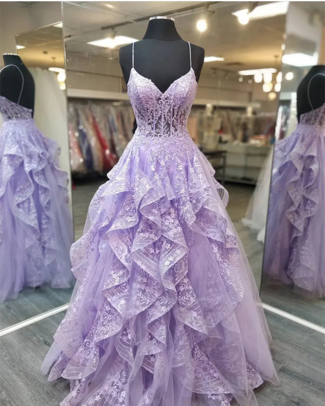 Vestidos de Baile Lilás com Alças Finas e Corpete Transparente Y1513