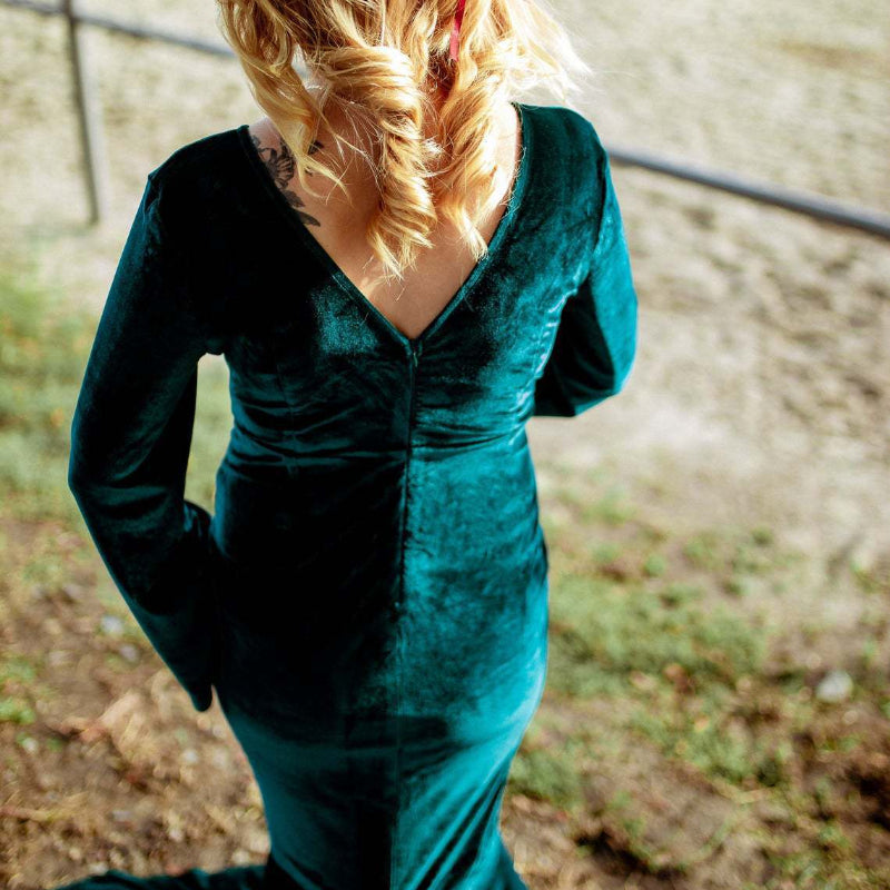 Gold velvet pregnant woman V-neck drag-tail dress long skirt photography dress fishtail skirt