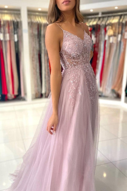 Staubiges, rosa, langes A-Linien-Ballkleid aus Tüll mit V-Ausschnitt und Schlitz