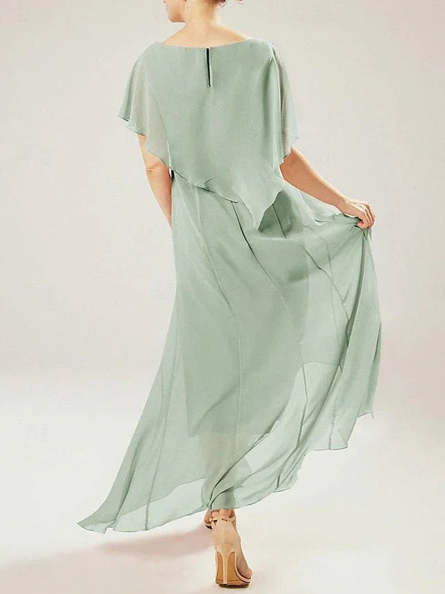 Robe fourreau/colonne à manches courtes pour la mère de la mariée avec pompon