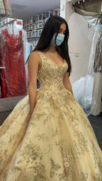 Abito principesco lussuoso color champagne con scollo a V per Quinceañera, abito da ballo color champagne Y593