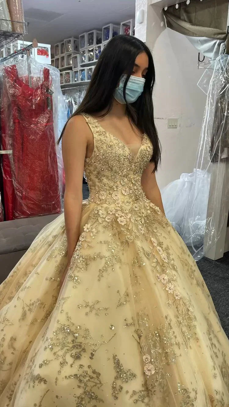 Abito principesco lussuoso color champagne con scollo a V per Quinceañera, abito da ballo color champagne Y593