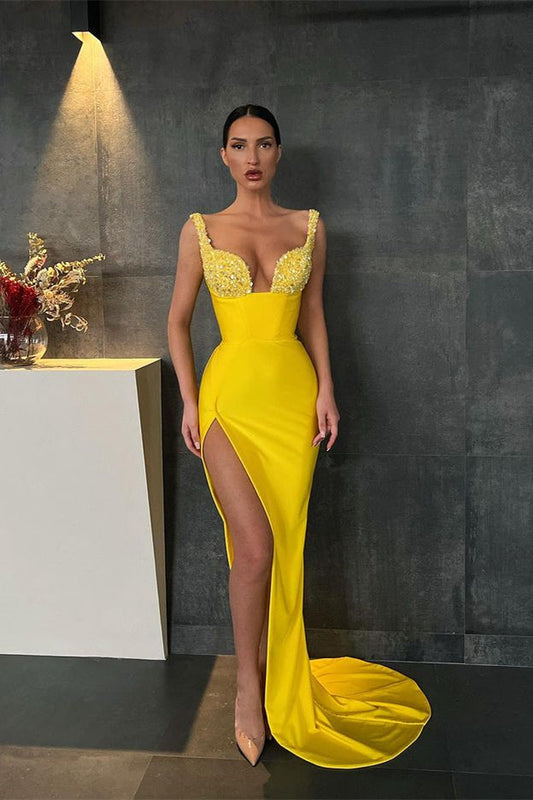 Gelbes Meerjungfrau-Ballkleid im Sweetheart-Stil mit Schlitz und Perlen