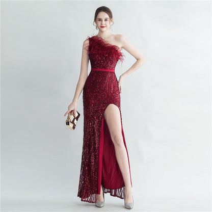 Heavy Industry Ostrich Hair Craft Bundle Hair Evening Dress with Oblique Shoulder Slit