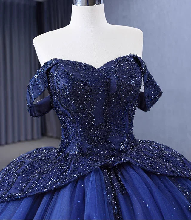 Luxuriöses schulterfreies Ballkleid aus Tüll mit Pailletten und Perlen in Marineblau, Geburtstags- und Abschlussballkleid Y7681