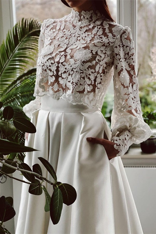 Elegantes A-Linien-Brautkleid mit hohem Halsausschnitt und langen Ärmeln aus Satinspitze