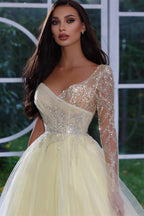 Abito da cerimonia elegante a linea ad A con maniche lunghe, paillettes e perline