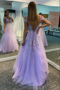 Elegante abito lungo da sera senza schiena in tulle con scollo a cuore e gonna a linea ad A in pizzo