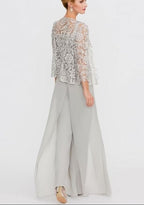 Vestido de mãe elegante e bonito em chiffon, com duas peças e mangas de comprimento 3/4