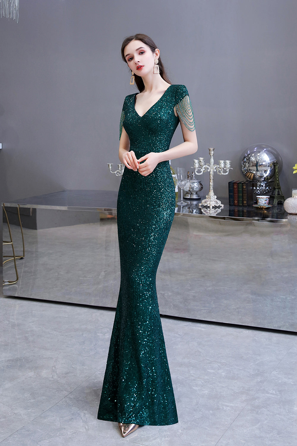 Elegant Cap Sleeve Green Sequins Long Prom Dress