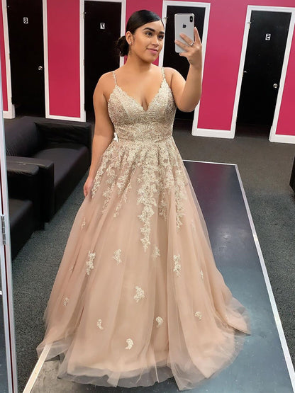Elegant Champagne Long A Line V Neck Tulle Lace Evening Formal Prom Dresses