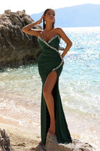 Elegante abito lungo verde scuro a sirena senza maniche per ballo con spacco
