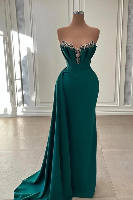 Elegante abito lungo da sera verde scuro a sirena senza spalline per ballo di fine anno