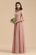 Elegante abito da damigella d'onore senza maniche in pizzo floreale rosa polveroso con spacco laterale per festa