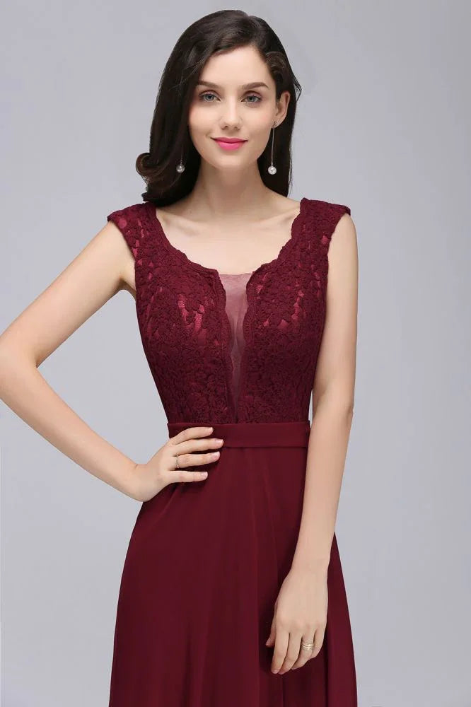 Robe de bal bordeaux élégante en dentelle, longue jusqu'au sol, coupe trapèze