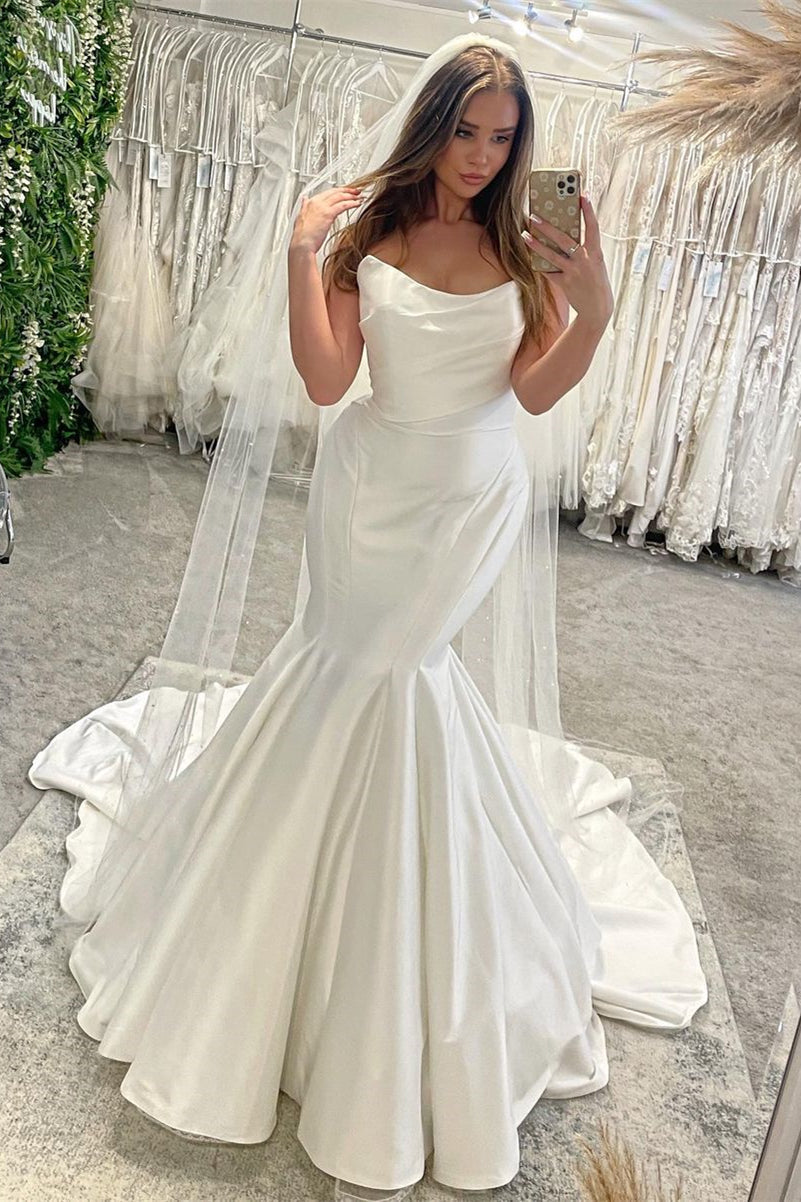 Elegante vestido de novia de satén estilo sirena, sin mangas, largo hasta el suelo y con volantes
