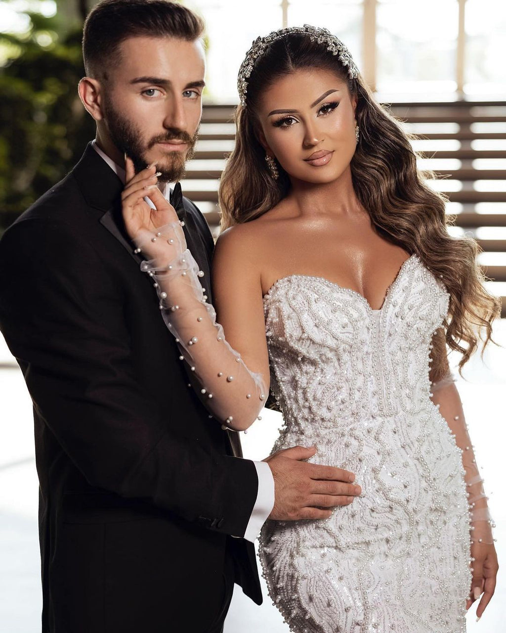 Vestido de Noiva Elegante Comprido até ao Chão, com Decote Coração, Sem Mangas, Estilo Sereia, em Renda com Contas