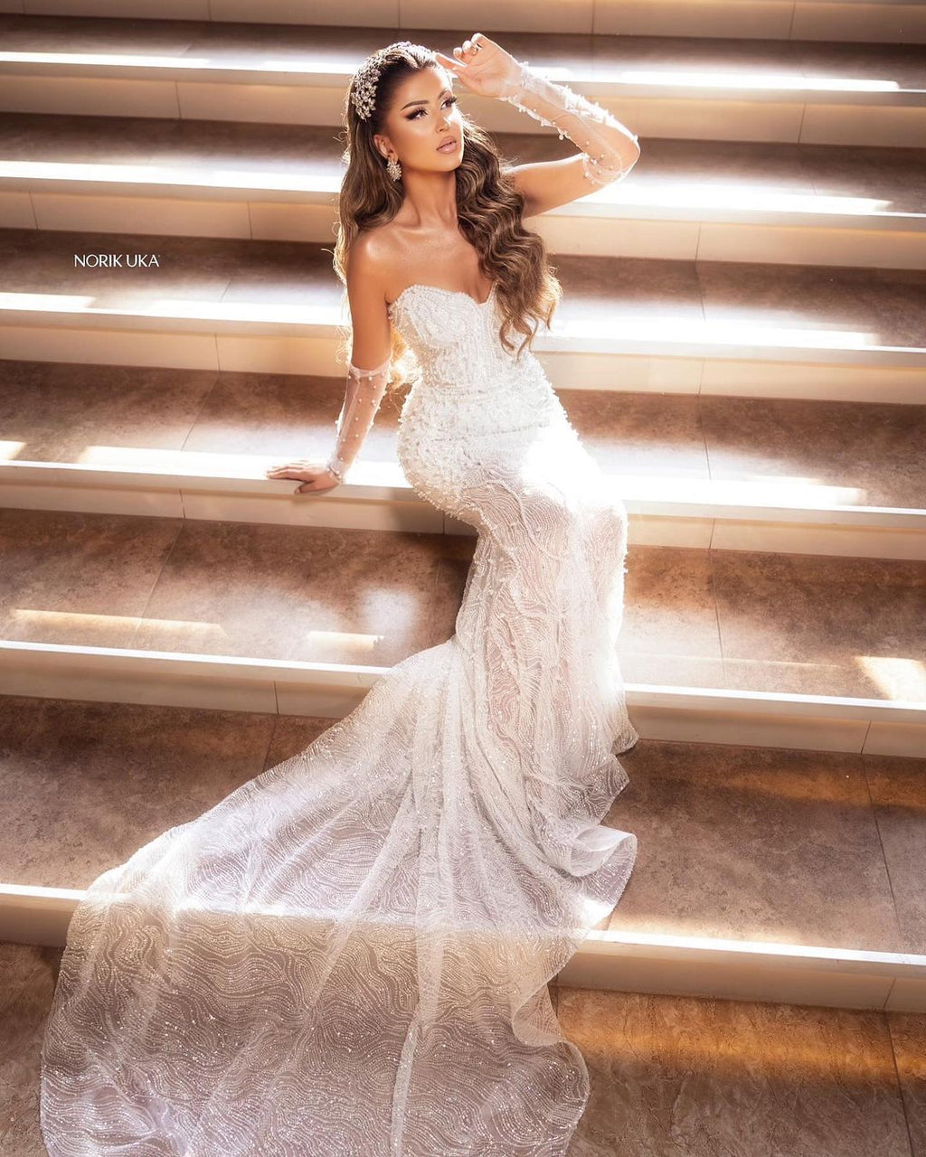 Vestido de Noiva Elegante Comprido até ao Chão, com Decote Coração, Sem Mangas, Estilo Sereia, em Renda com Contas