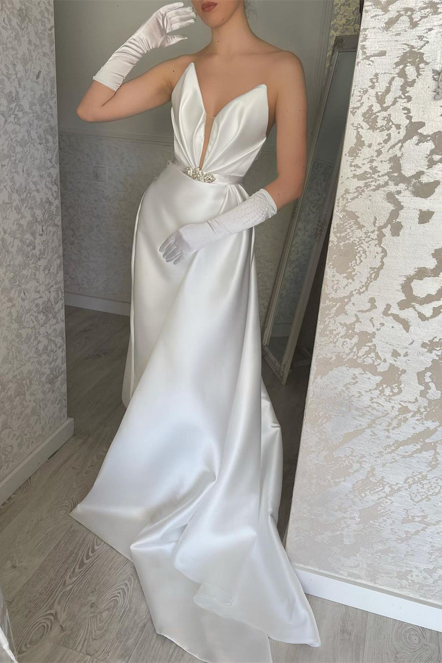 Vestido de Cerimónia Elegante em Cetim, Comprimento ao Chão, Sem Mangas e com Decote em V