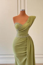 Elegante abito da sera verde smeraldo monospalla senza maniche a sirena in chiffon con perline