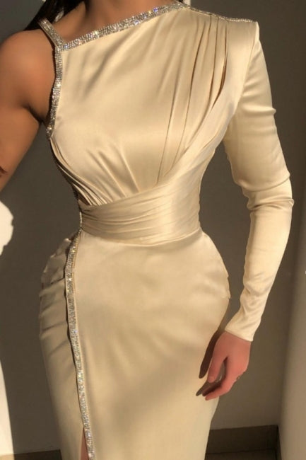 Elegante abito lungo da cerimonia avorio monospalla a manica lunga con paillettes
