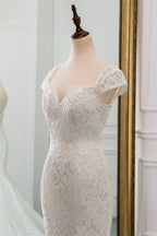 Elegant Lace Cap Sleeves Mermaid Wedding Dress With Sweetheart Neckline