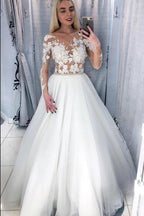 Elegante vestido de novia largo de tul con encaje, apliques y corte en A y mangas tipo barco