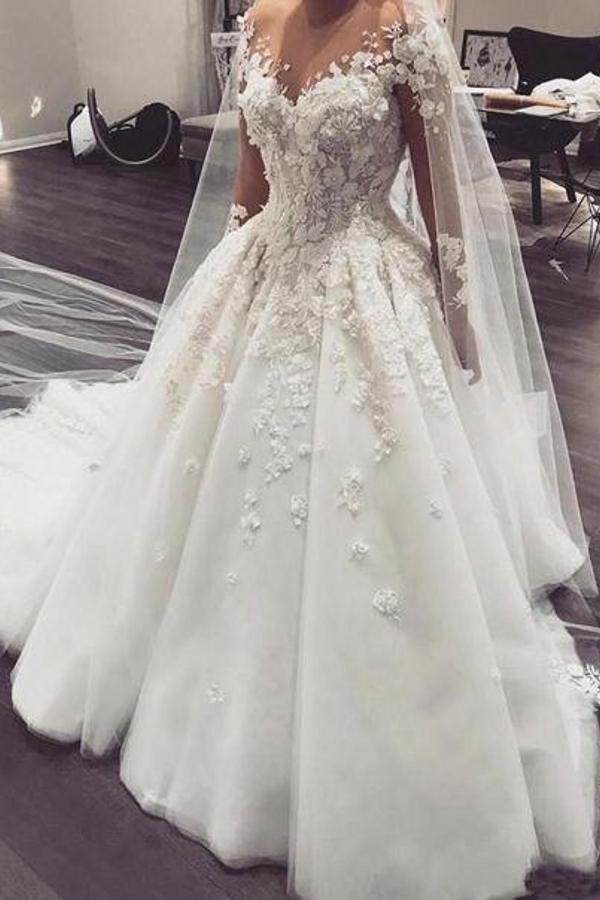 Elegant Long A-Line Bateau Appliques Lace Wedding Dress with Sleeves