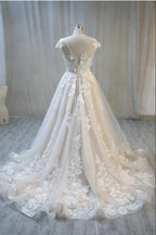Elegant Long A-Line Bateau Backless Appliques Lace Tulle Wedding Dress