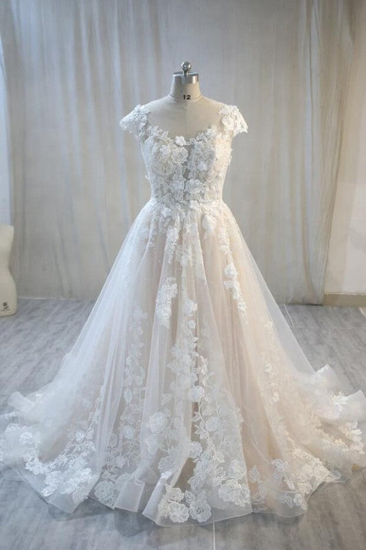 Elegantes, langes, rückenfreies Bateau-Brautkleid mit Applikationen und Spitze aus Tüll in A-Linie