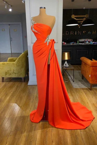 Robe de bal élégante longue en ligne A, à une épaule, sans manches, ornée de sequins, avec fente