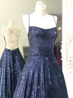 Elegante abito lungo a linea ad A senza spalline con paillettes e schiena scoperta per cerimonie formali