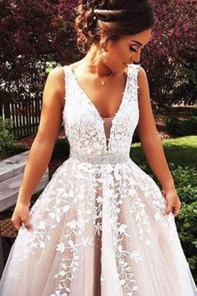 Elegant Long A line V neck Appliques Lace Tulle Wedding Dress