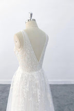 Elegant Long  A-line V-neck Appliques Tulle Backless Wedding Dress