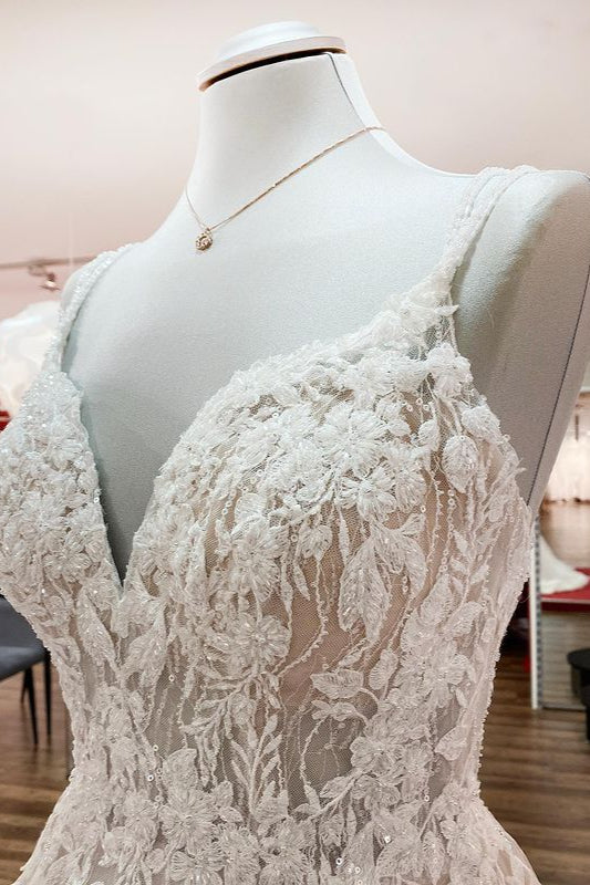 Abito da sposa elegante lungo a linea ad A con scollo a V, senza maniche, con volant e schiena scoperta