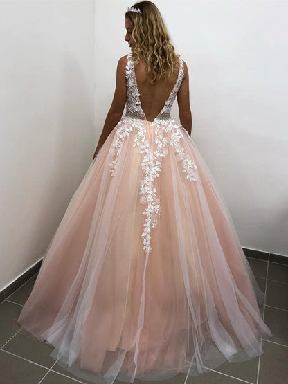 Elegantes langes rückenfreies A-Linien-Ballkleid mit V-Ausschnitt und Tüllspitze