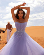 Elegante abito lungo lilla a linea ad A senza maniche con strass e tulle per ballo
