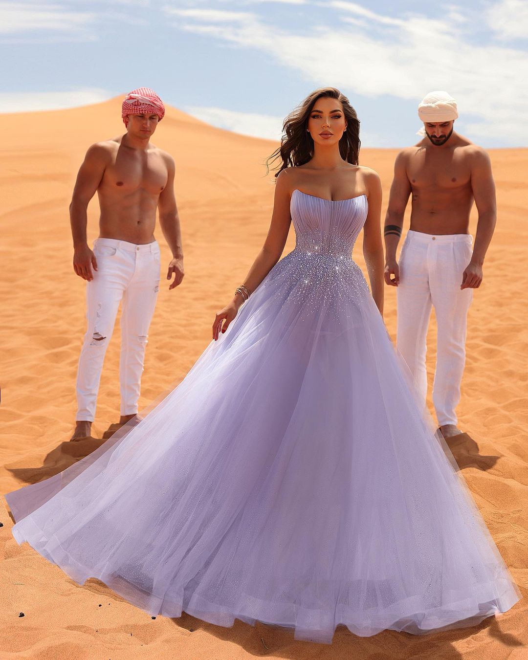 Elegant Long Lilac A-line Sleeveless Rhinestones Tulle Prom Dress