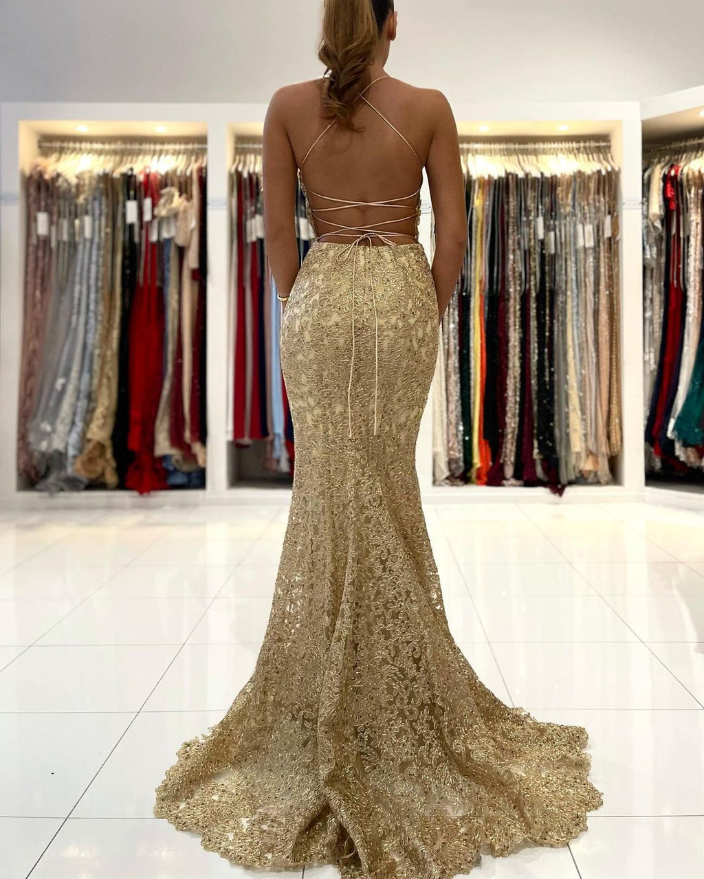 Elegant Long Mermaid Spaghetti Straps Backless Appliques Lace Prom Dress