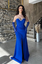 Abito da sera elegante lungo a sirena con scollo a cuore, senza maniche, fino a terra con spacco