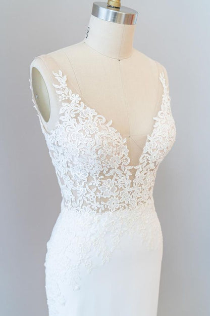 Elegant Long Mermaid V-neck Lace Backless Wedding Dress